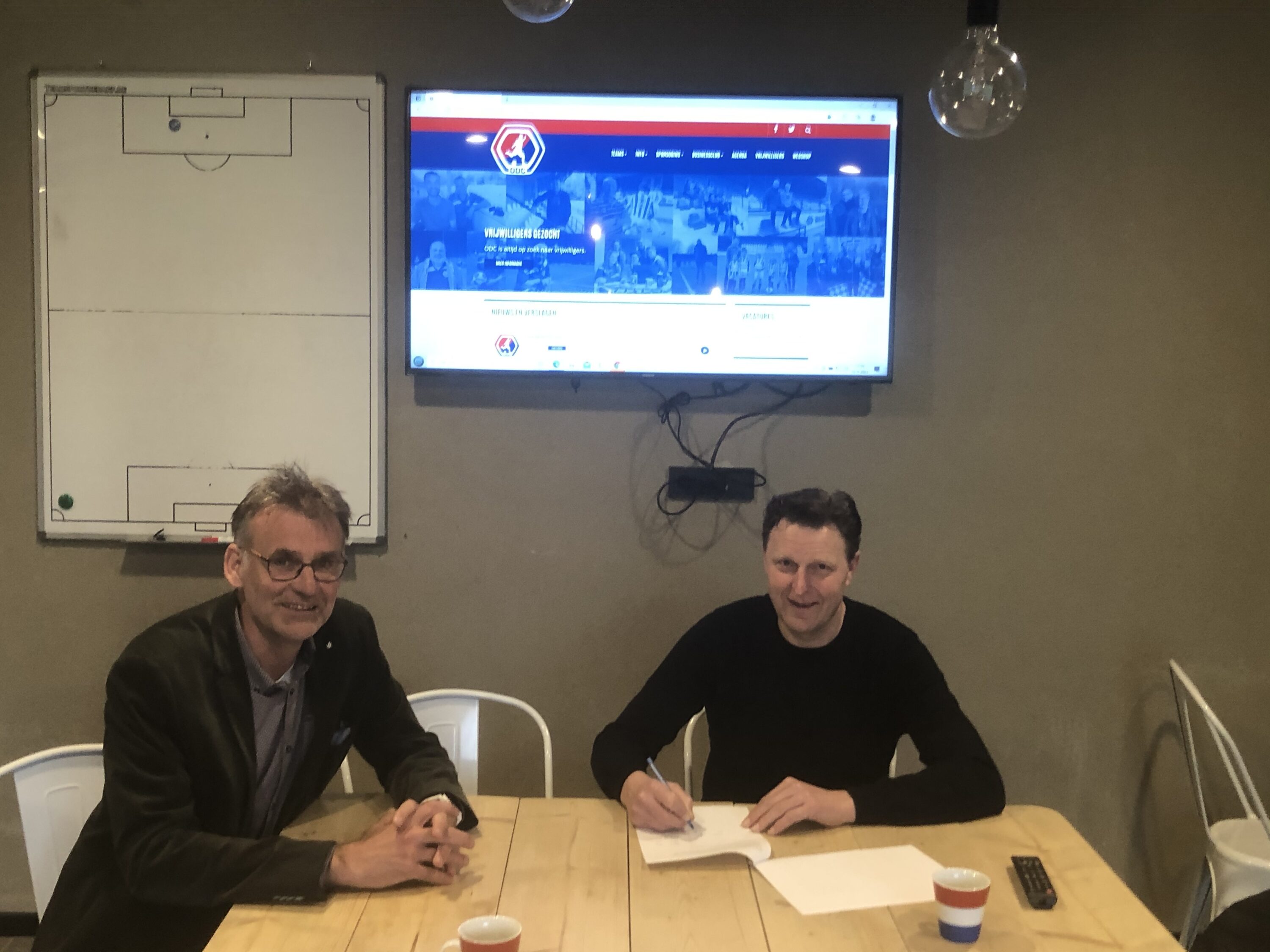 Ondertekening contract